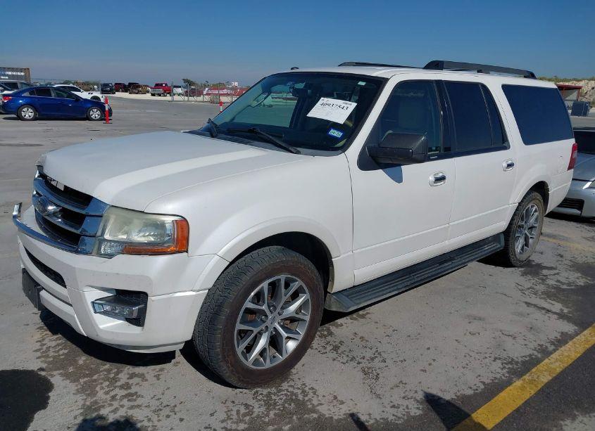 Photo 2 of 2015 Ford Expedition EL XLT (VIN 1FMJK1HT0FEF28485)