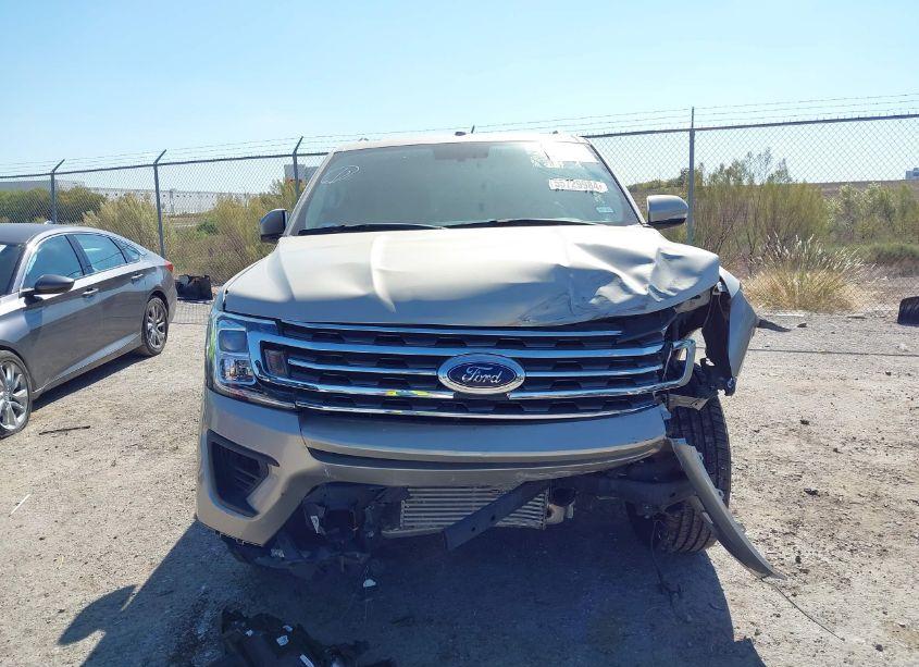 Photo 12 of 2018 Ford Expedition MAX XLT (VIN 1FMJK1HT0JEA15441)