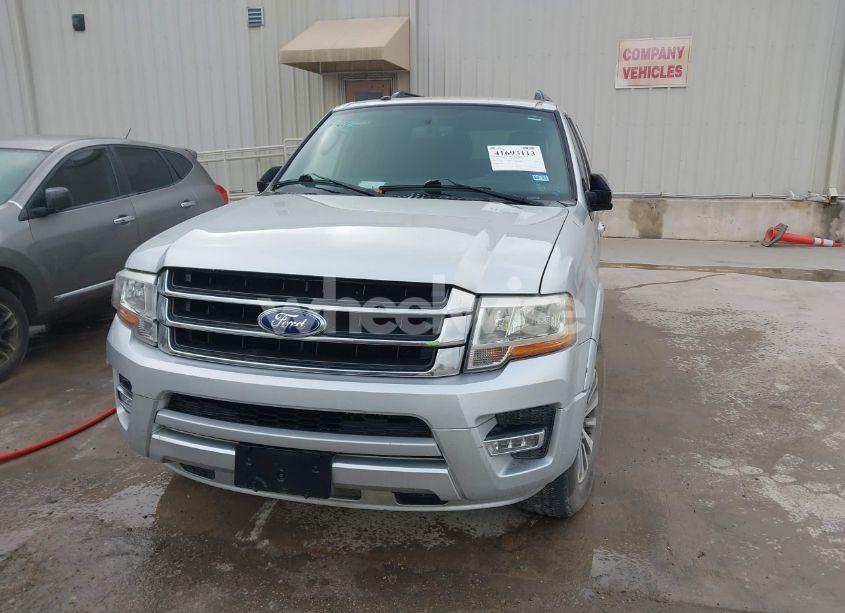 Photo 12 of 2017 Ford Expedition EL XLT (VIN 1FMJK1HT1HEA01641)