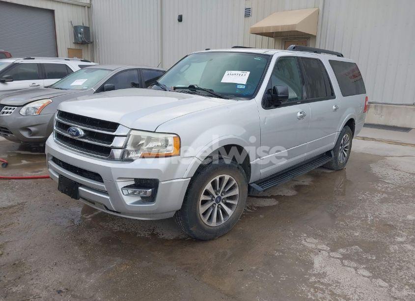 Photo 2 of 2017 Ford Expedition EL XLT (VIN 1FMJK1HT1HEA01641)