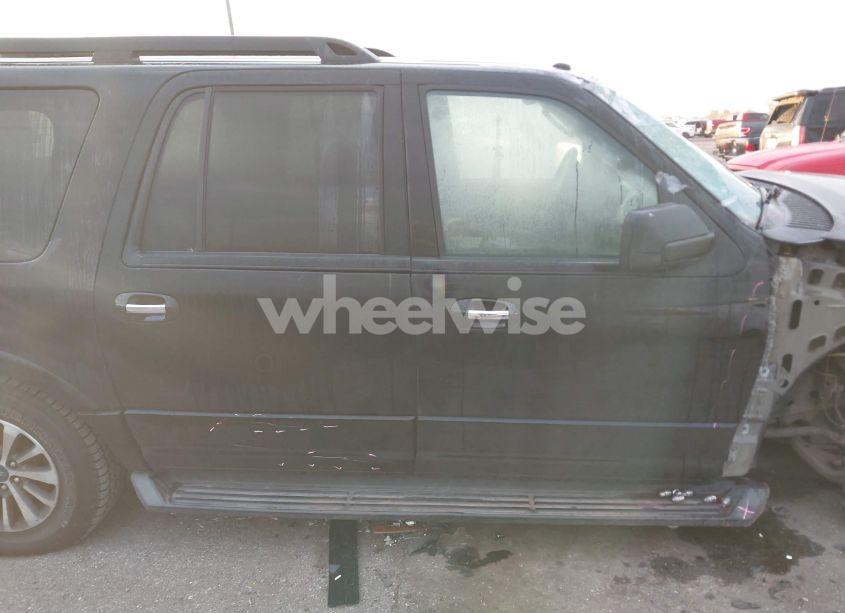 Photo 13 of 2017 Ford Expedition EL XLT (VIN 1FMJK1HT1HEA32923)