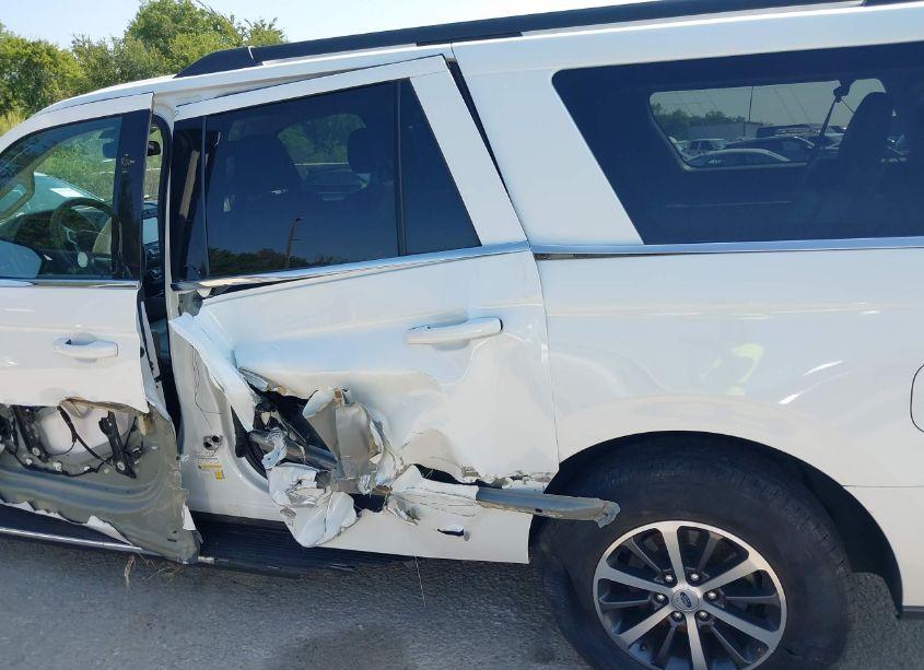 Photo 14 of 2021 Ford Expedition XLT MAX (VIN 1FMJK1HT1MEA19681)