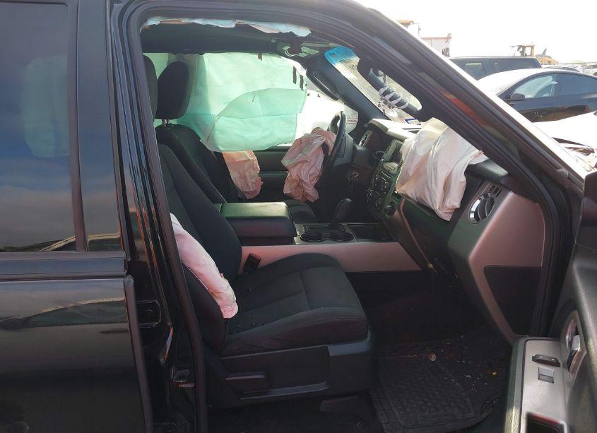 Photo 5 of 2015 Ford Expedition EL XLT (VIN 1FMJK1HT4FEF25377)