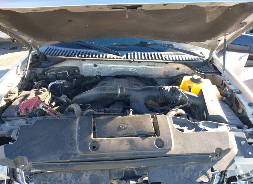 Photo 10 of 2016 Ford Expedition EL XLT (VIN 1FMJK1HT5GEF11294)