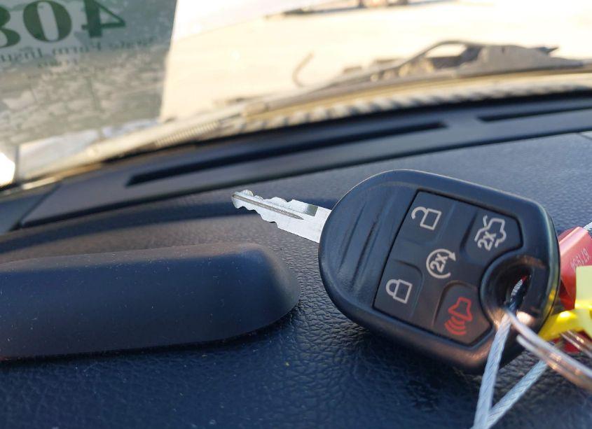 Photo 11 of 2016 Ford Expedition EL XLT (VIN 1FMJK1HT5GEF11294)