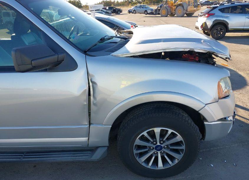 Photo 17 of 2016 Ford Expedition EL XLT (VIN 1FMJK1HT5GEF11294)