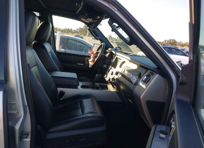 Photo 5 of 2016 Ford Expedition EL XLT (VIN 1FMJK1HT5GEF11294)