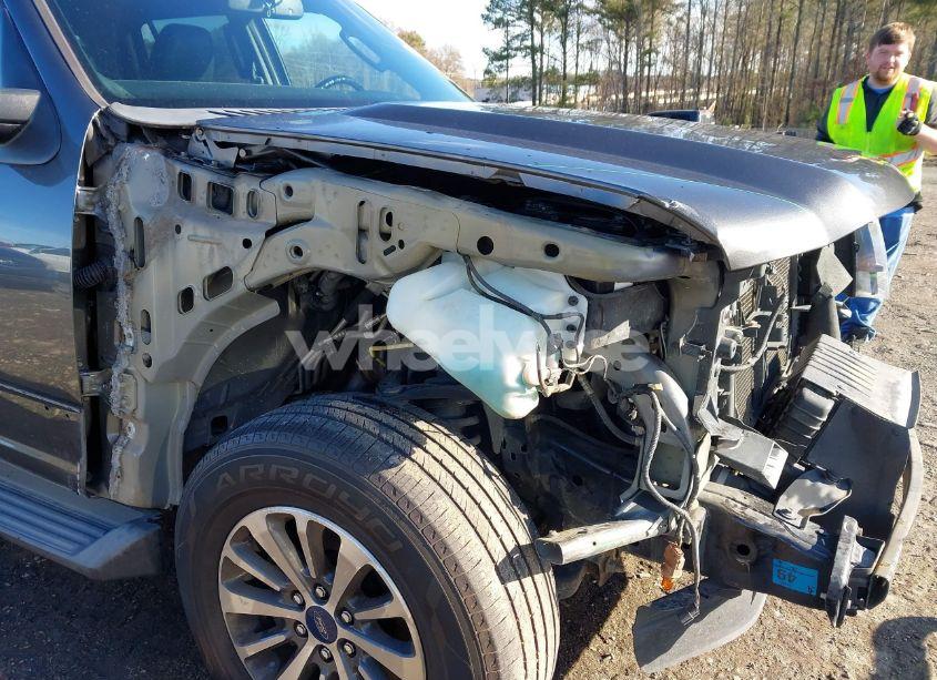 Photo 6 of 2017 Ford Expedition EL XLT (VIN 1FMJK1HT5HEA02260)