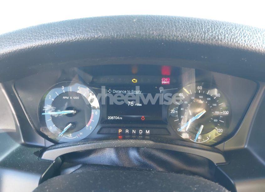 Photo 7 of 2017 Ford Expedition EL XLT (VIN 1FMJK1HT5HEA16448)