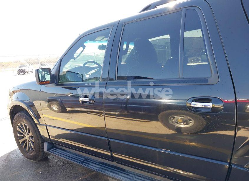 Photo 14 of 2015 Ford Expedition EL XLT (VIN 1FMJK1HT6FEF13540)