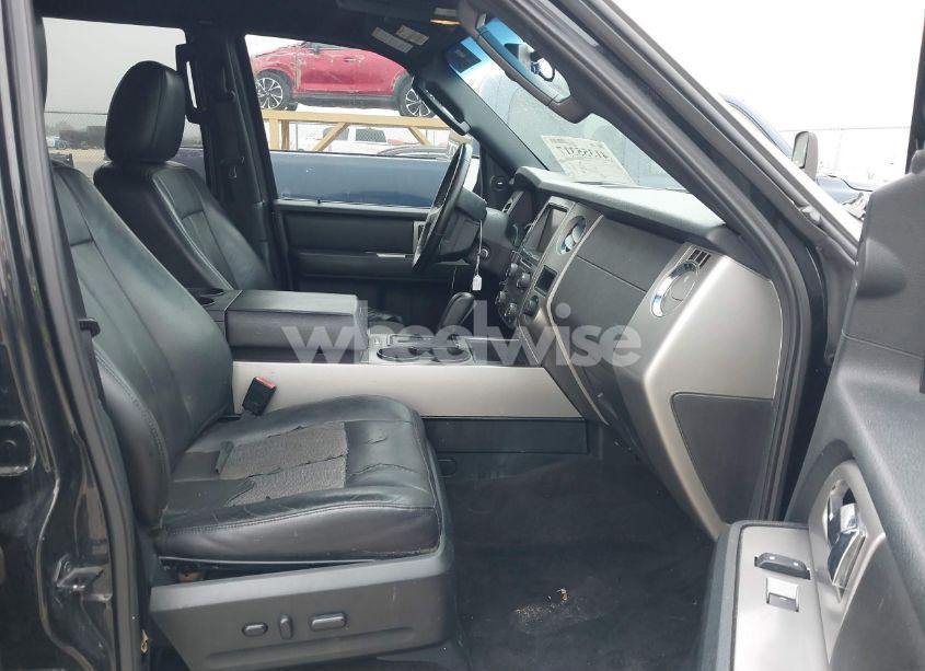 Photo 5 of 2015 Ford Expedition EL XLT (VIN 1FMJK1HT6FEF13540)