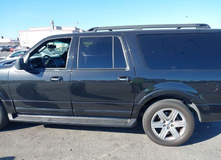 Photo 14 of 2015 Ford Expedition EL XLT (VIN 1FMJK1HT6FEF50412)