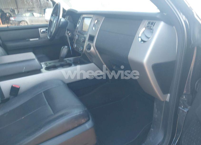 Photo 5 of 2016 Ford Expedition EL XLT (VIN 1FMJK1HT6GEF26709)