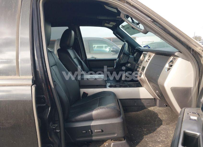 Photo 5 of 2016 Ford Expedition EL XLT (VIN 1FMJK1HT6GEF42943)