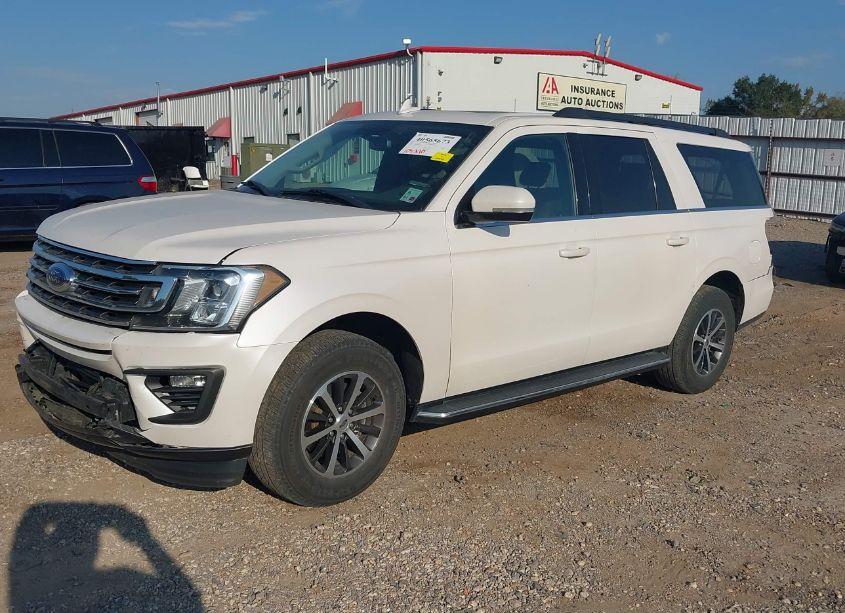 Photo 2 of 2019 Ford Expedition MAX XLT (VIN 1FMJK1HT6KEA21567)