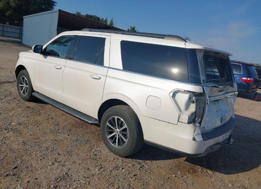 Photo 3 of 2019 Ford Expedition MAX XLT (VIN 1FMJK1HT6KEA21567)