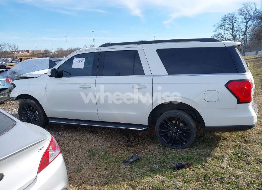 Photo 14 of 2022 Ford Expedition XLT MAX (VIN 1FMJK1HT6NEA55223)