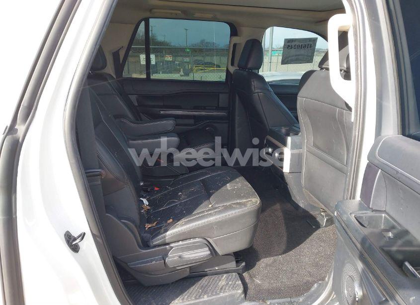 Photo 8 of 2022 Ford Expedition XLT MAX (VIN 1FMJK1HT6NEA55223)
