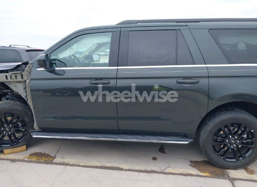 Photo 15 of 2022 Ford Expedition XLT MAX (VIN 1FMJK1HT6NEA56873)