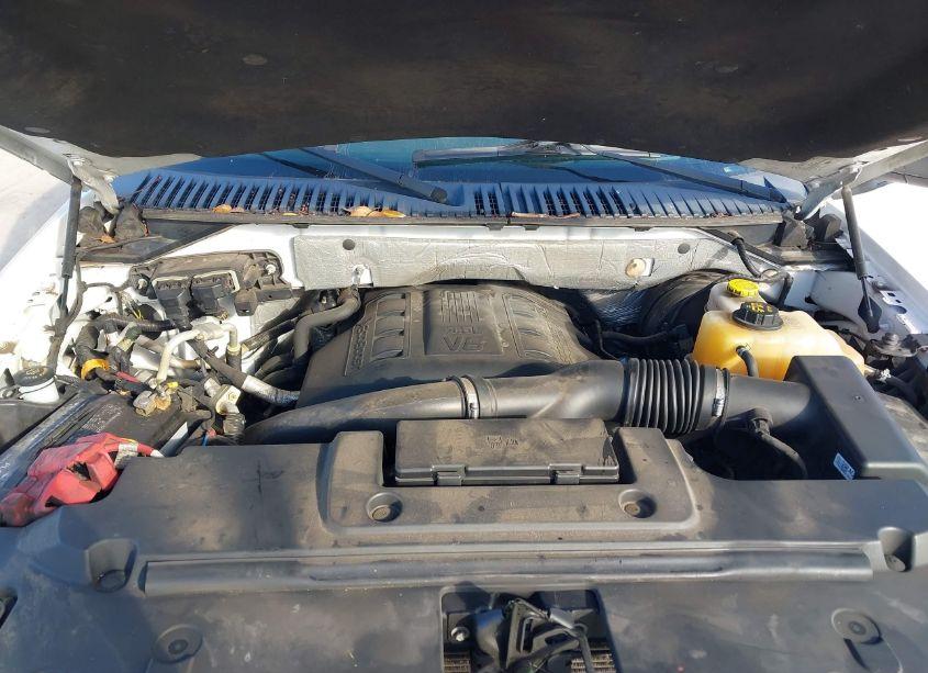 Photo 10 of 2017 Ford Expedition EL XLT (VIN 1FMJK1HT7HEA07668)