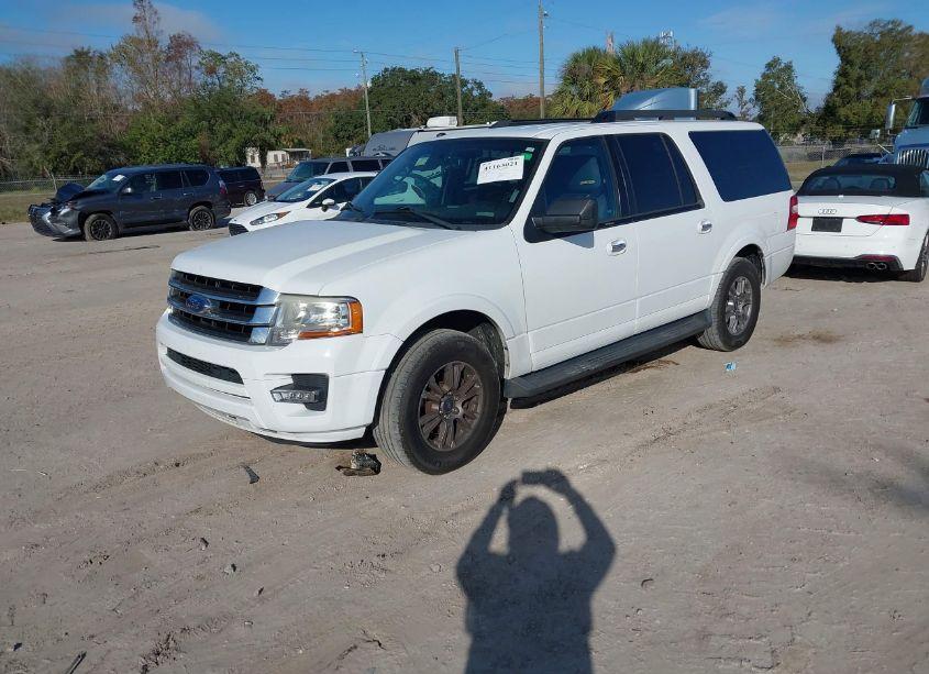 Photo 2 of 2017 Ford Expedition EL XLT (VIN 1FMJK1HT7HEA07668)