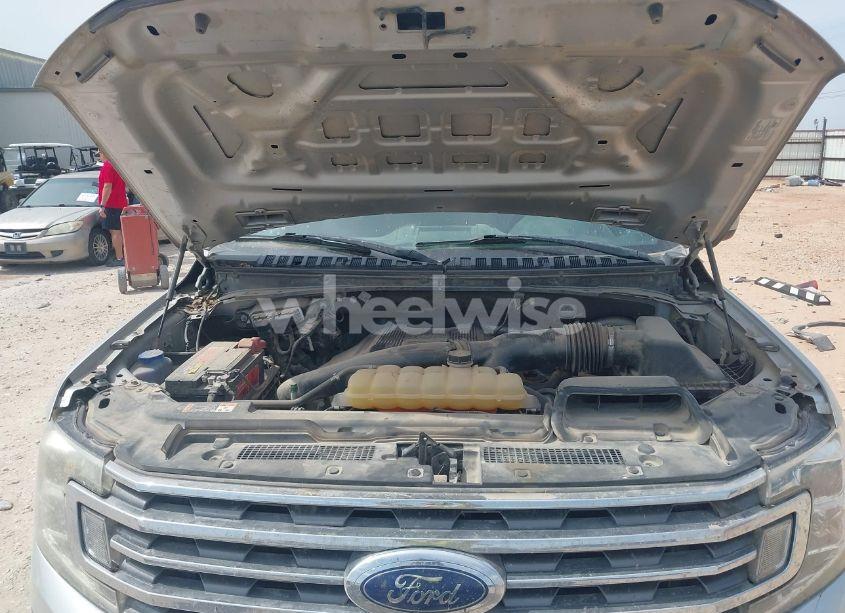 Photo 10 of 2018 Ford Expedition MAX XLT (VIN 1FMJK1HT7JEA28509)