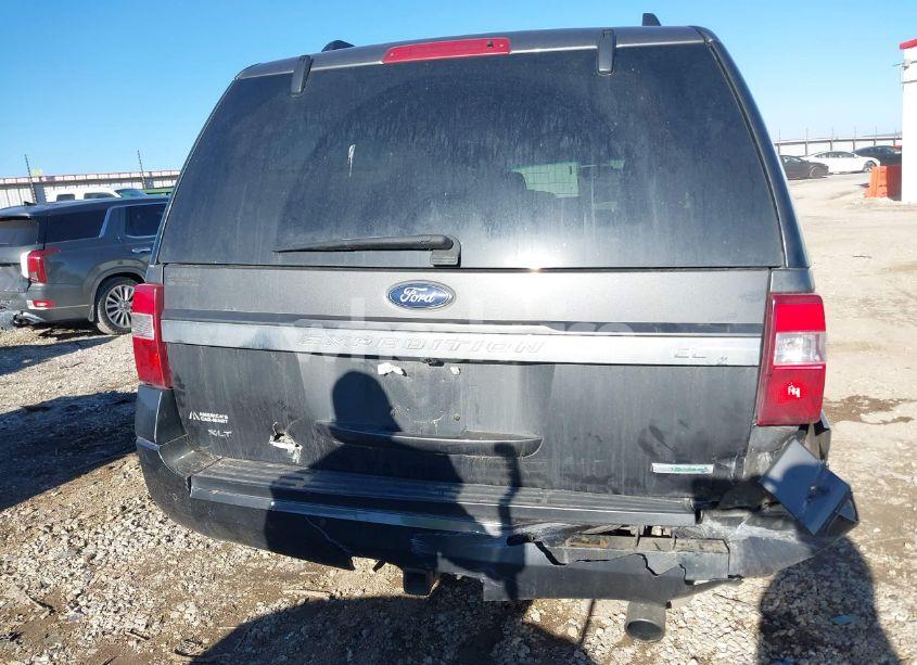 Photo 17 of 2015 Ford Expedition EL XLT (VIN 1FMJK1HT8FEF10896)