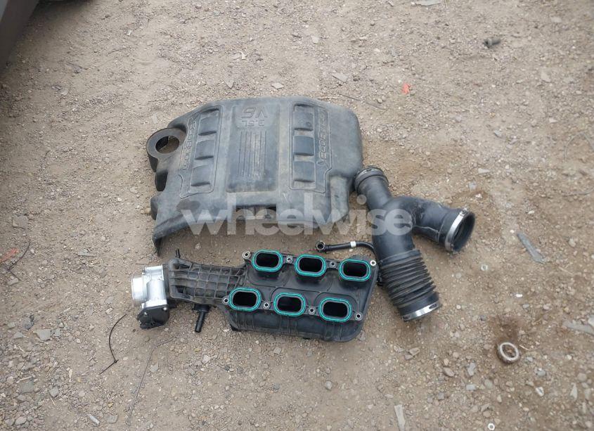 Photo 12 of 2015 Ford Expedition EL XLT (VIN 1FMJK1HT8FEF26502)