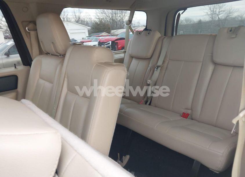 Photo 12 of 2016 Ford Expedition EL XLT (VIN 1FMJK1HT8GEF49487)