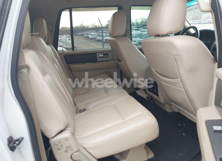 Photo 8 of 2016 Ford Expedition EL XLT (VIN 1FMJK1HT8GEF49487)