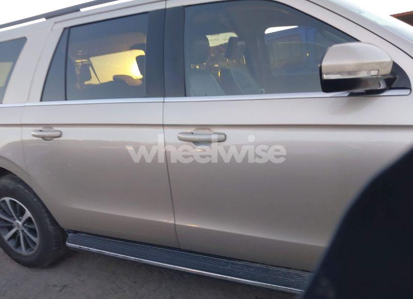 Photo 14 of 2018 Ford Expedition MAX XLT (VIN 1FMJK1HT8JEA06180)