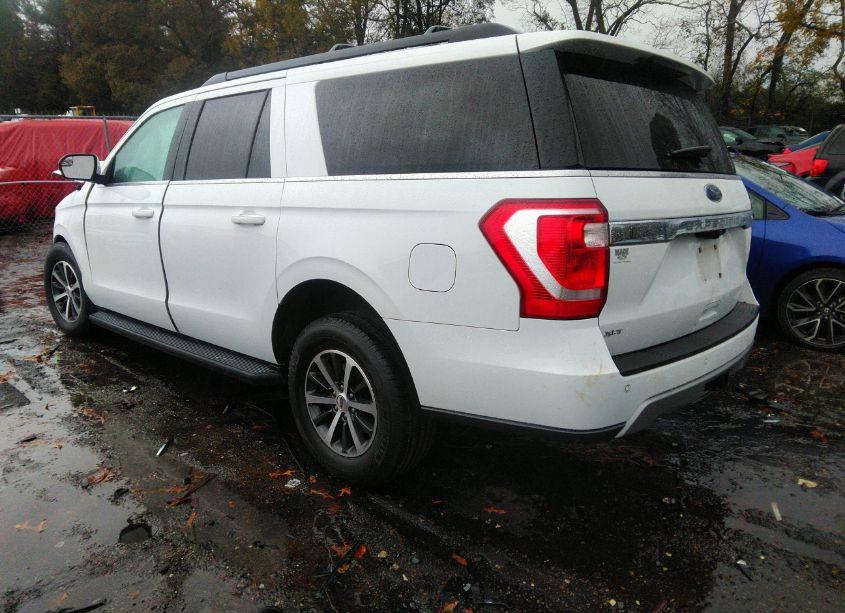 Photo 3 of 2018 Ford Expedition MAX XLT (VIN 1FMJK1HT8JEA35632)