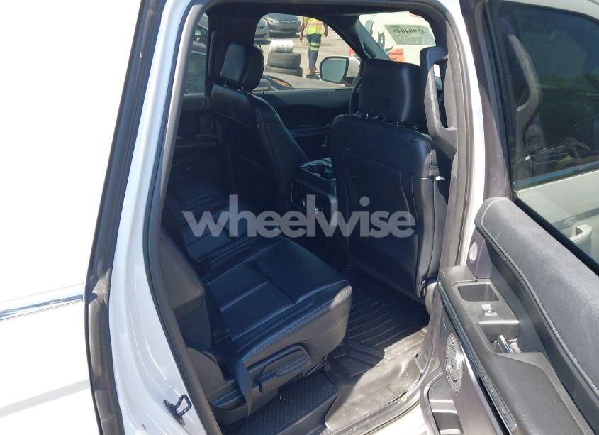 Photo 8 of 2019 Ford Expedition MAX XLT (VIN 1FMJK1HT8KEA16094)
