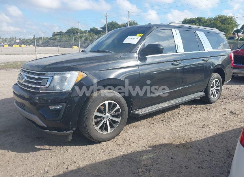 Photo 2 of 2019 Ford Expedition MAX XLT (VIN 1FMJK1HT8KEA27743)