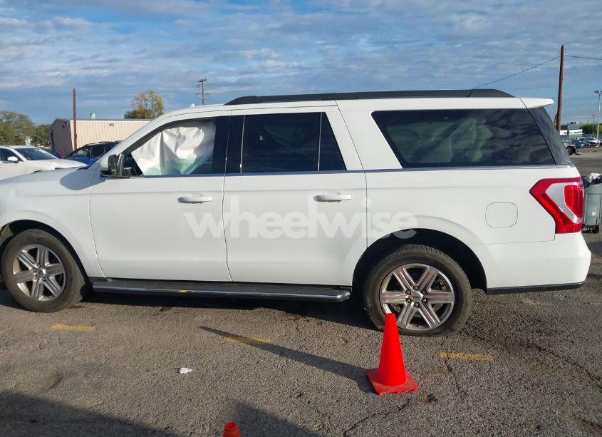 Photo 14 of 2019 Ford Expedition MAX XLT (VIN 1FMJK1HT8KEA90633)
