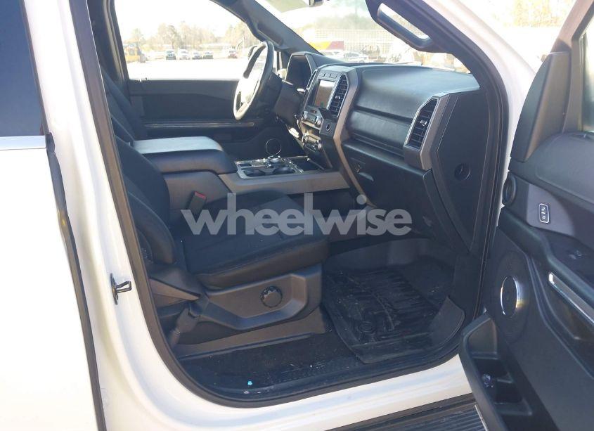 Photo 5 of 2019 Ford Expedition MAX XLT (VIN 1FMJK1HT9KEA28366)