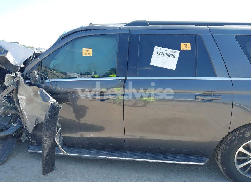 Photo 13 of 2021 Ford Expedition XLT MAX (VIN 1FMJK1HT9MEA76548)