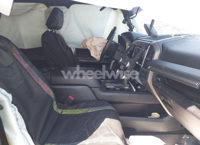 Photo 5 of 2021 Ford Expedition XLT MAX (VIN 1FMJK1HT9MEA76548)