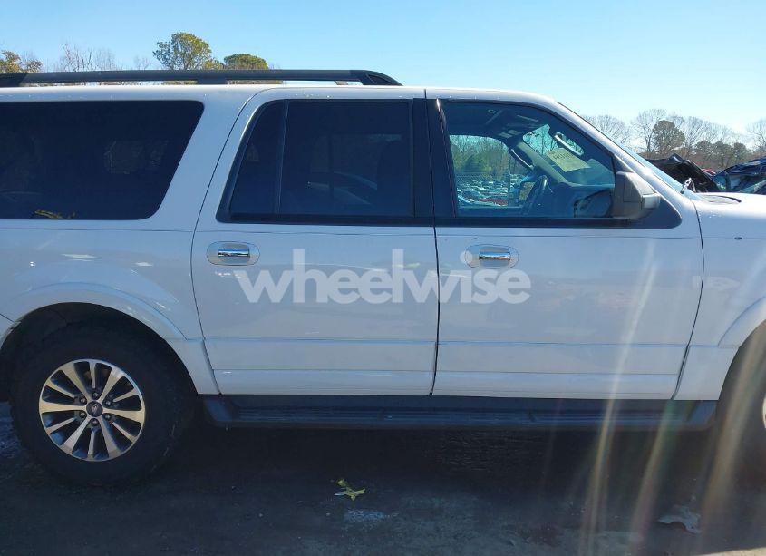 Photo 12 of 2017 Ford Expedition EL XLT (VIN 1FMJK1HTXHEA19958)
