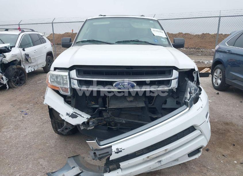 Photo 12 of 2017 Ford Expedition EL XLT (VIN 1FMJK1HTXHEA50417)