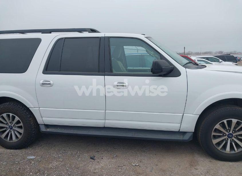 Photo 13 of 2017 Ford Expedition EL XLT (VIN 1FMJK1HTXHEA50417)