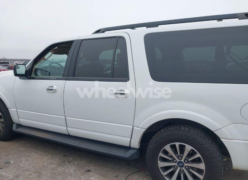 Photo 14 of 2017 Ford Expedition EL XLT (VIN 1FMJK1HTXHEA50417)