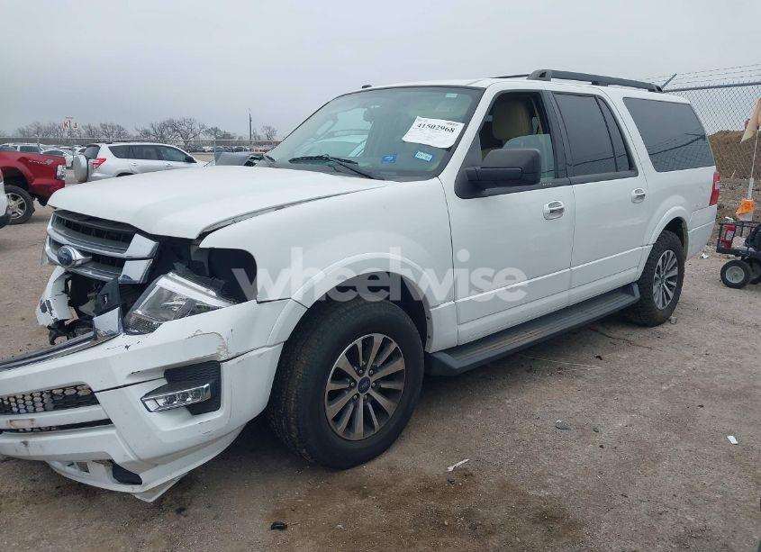Photo 2 of 2017 Ford Expedition EL XLT (VIN 1FMJK1HTXHEA50417)