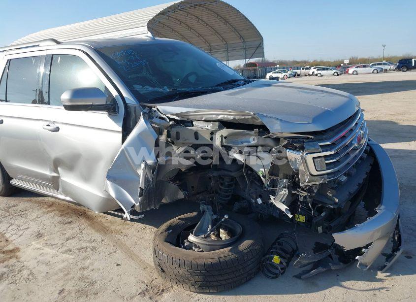 Photo 6 of 2020 Ford Expedition XLT MAX (VIN 1FMJK1HTXLEA49213)