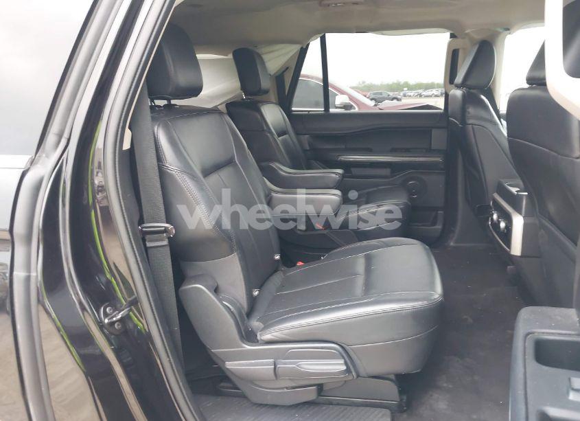 Photo 8 of 2022 Ford Expedition XLT MAX (VIN 1FMJK1HTXNEA66466)