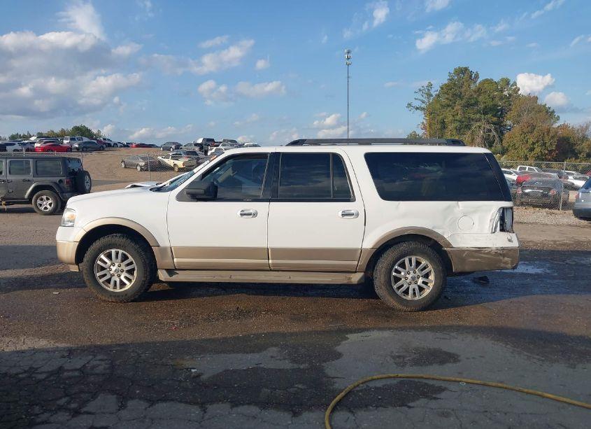 Photo 14 of 2013 Ford Expedition EL XLT (VIN 1FMJK1J50DEF01537)