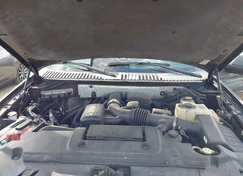 Photo 10 of 2014 Ford Expedition EL XLT (VIN 1FMJK1J50EEF18873)