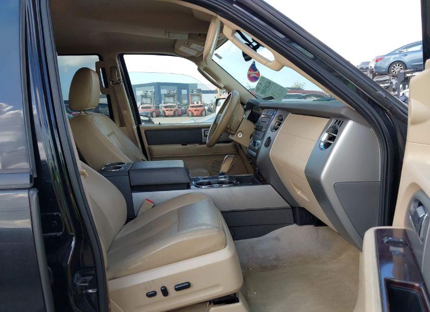 Photo 5 of 2014 Ford Expedition EL XLT (VIN 1FMJK1J50EEF18873)