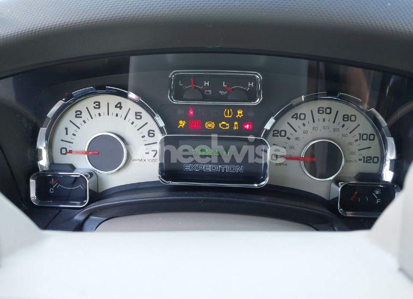 Photo 7 of 2013 Ford Expedition EL XLT (VIN 1FMJK1J52DEF00406)