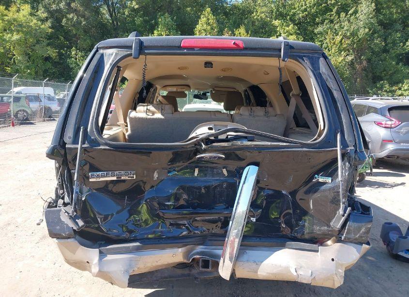 Photo 16 of 2014 Ford Expedition EL XLT (VIN 1FMJK1J53EEF39037)